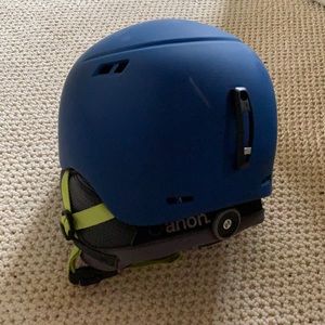 ANON (Burton) KIDS HELMET